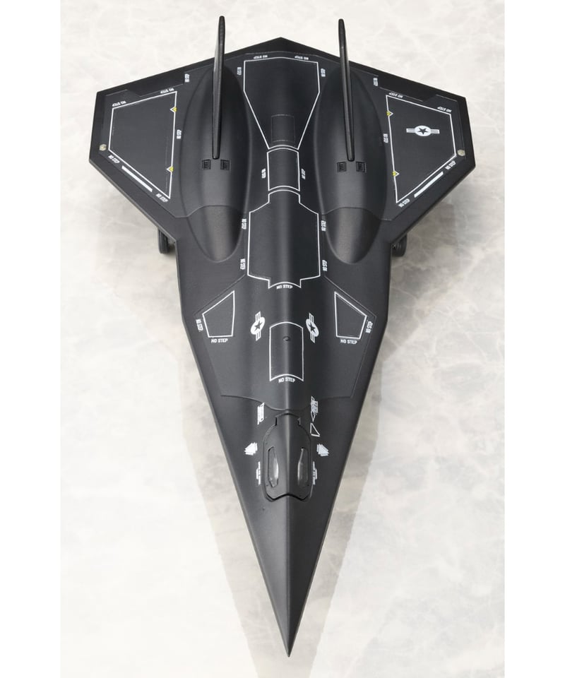 トップガン マーヴェリック 1/100スケール ダークスター 1/100スケール