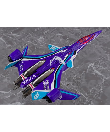 V.F.G.	MC-17　マクロスΔ VF-31J ジークフリード 美雲・ギンヌメール　プラモデル