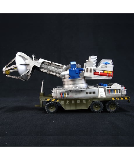 メーサー殺獣光線砲車　１／３５　ソフビキット復刻版