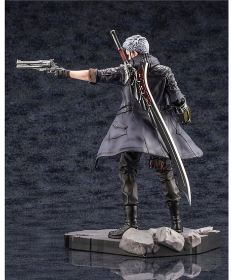 デビル メイ クライ 5　ARTFX J ネロ 再生産　PVC塗装済み完成品