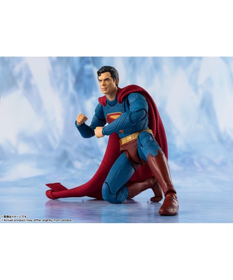 【送料無料】S.H.Figuarts スーパーマン（スーパーマン）　［バンダイ］