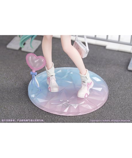 【予約】Gift＋ 1/8 キュレネ 素敵な休日 Ver.　塗装済み完成品　崩壊：スターレイル　[Myethos]