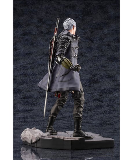 デビル メイ クライ 5　ARTFX J ネロ 再生産　PVC塗装済み完成品