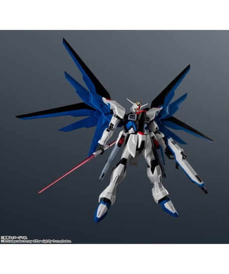 【予約】【10月発売予定】GUNDAM UNIVERSE ZGMF-X10A FREEDOM GUNDAM RENEWAL　機動戦士ガンダムSEED　［バンダイ］