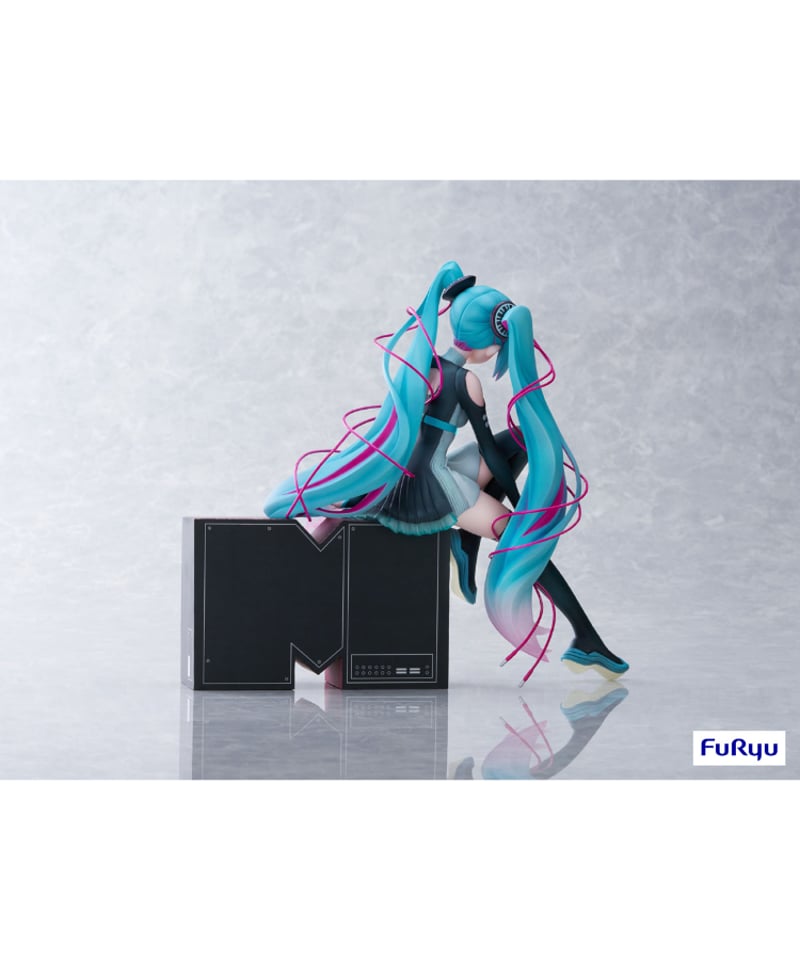 初音ミク MTV 1/7 PVC製塗装済み完成品 フィギュア 初音ミク×MTV 1/7スケールフィギュア PVC製塗装済完成品