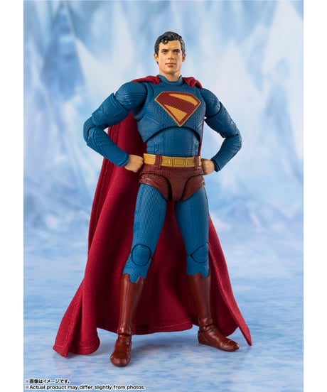 【送料無料】S.H.Figuarts スーパーマン（スーパーマン）　［バンダイ］