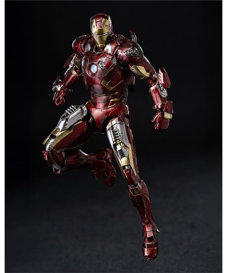 【予約】DLX アイアンマン・マーク7（バトルダメージ）　1/12スケール　塗装済み可動フィギュア　[threezero]
