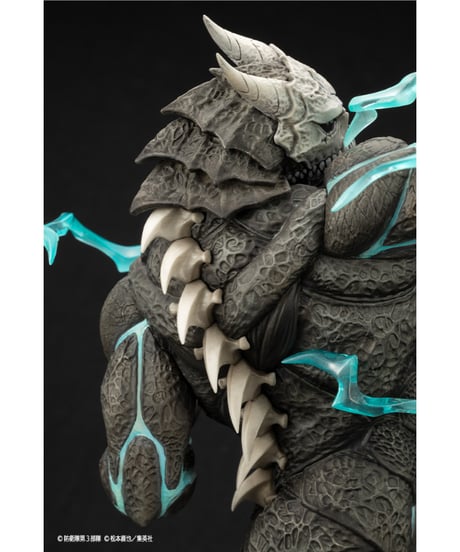 ARTFX J 怪獣８号　PVC塗装済み完成品
