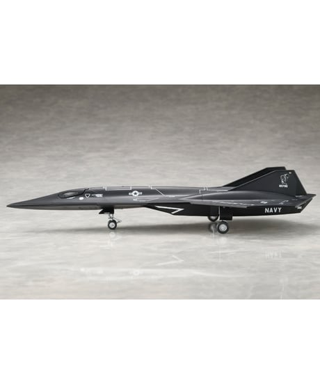 トップガン マーヴェリック　1/100スケール ダークスター　1/100スケール	ABS製塗装済完成品