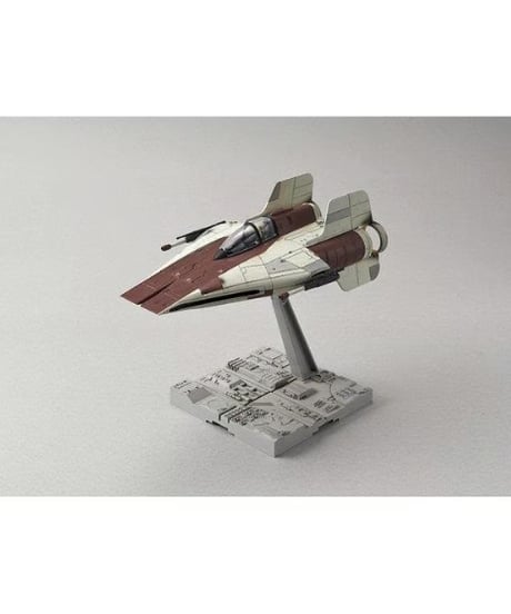 【送料無料】1/72 Ａウイング・スターファイター　『スター・ウォーズエピソード6/ジェダイの帰還』　プラモデル　［バンダイ］