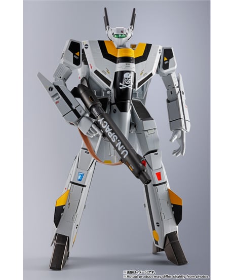 【予約】【8月発売予定】　DX超合金 VF-1S バルキリー ロイ・フォッカースペシャル　リバイバルVer．　超時空要塞マクロス　［バンダイ］