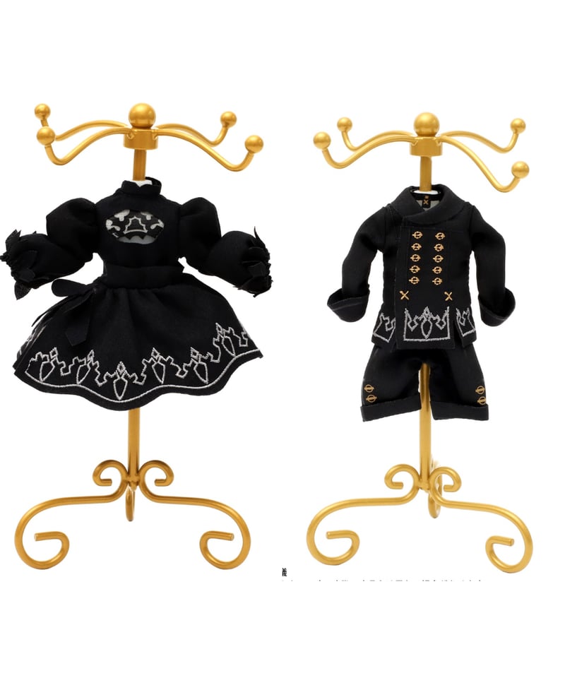 NieR：Automata Ver1.1a トルソー型アクセサリースタンド 2種 TVアニメ『NieR:Automata Ver1.1a』より、トルソー型