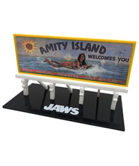 【予約】JAWS ジョーズ/ アミティ島 ビルボード スケールプロップレプリカ　［ファクトリーエンターテイメント］