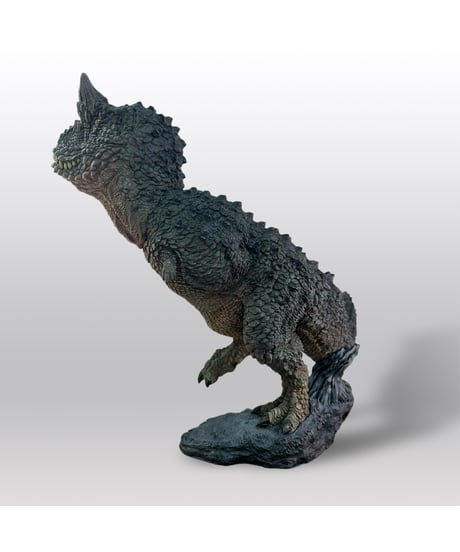 カルノタウルス　シュヴァルツ
