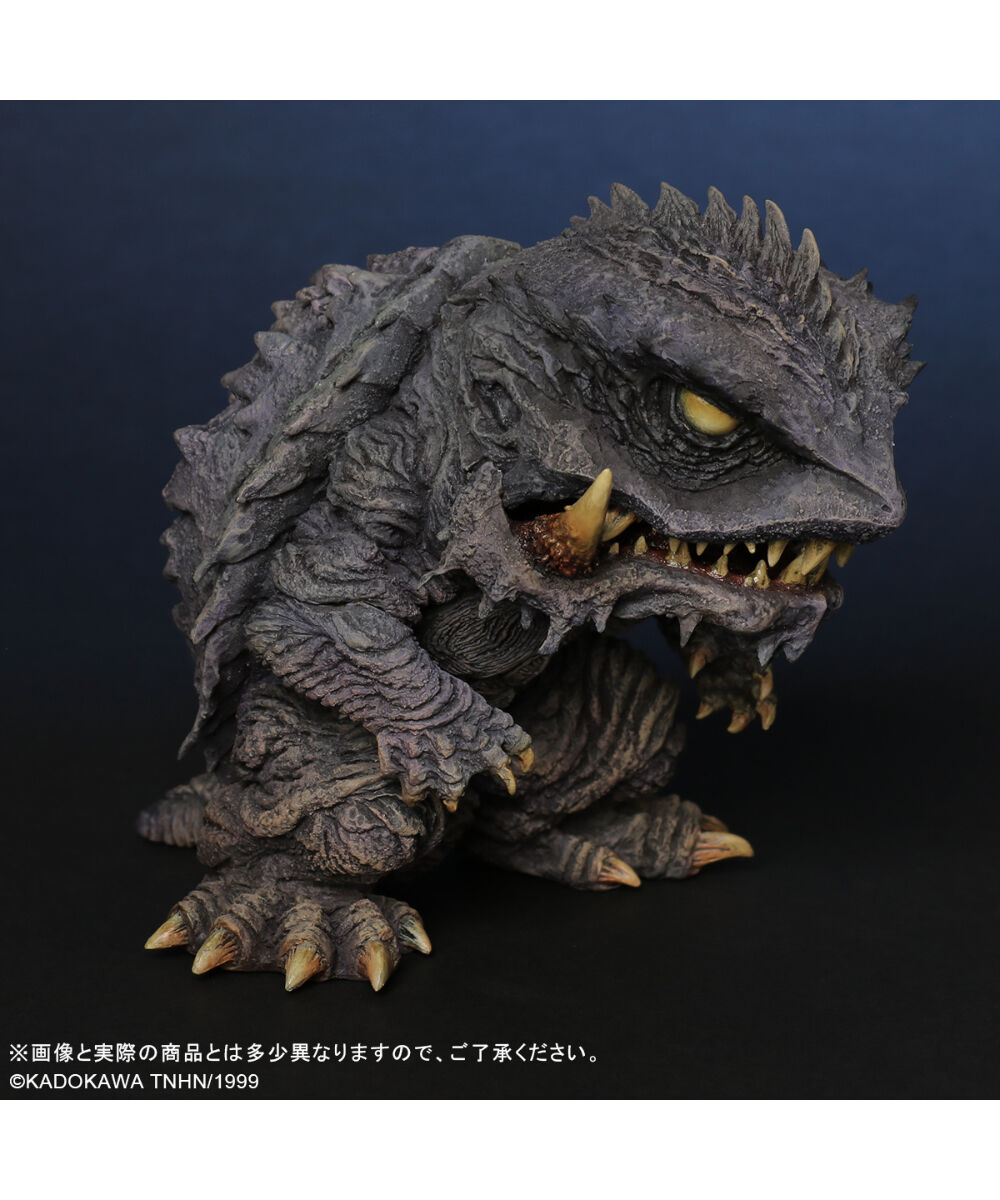 予約】デフォリアル トラウマガメラ PVC(ソフビ) / 塗装済み完成品 