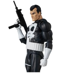 【予約】マフェックス No.136 MAFEX THE PUNISHER (COMIC Ver.)　［メディコム・トイ］