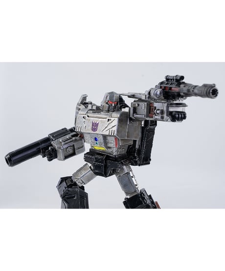 トランスフォーマー: ウォー・フォー・サイバトロン・トリロジー: シージ　DLX オプティマスプライム/DLX メガトロン　全２種　塗装済み可動フィギュア　［threezero］