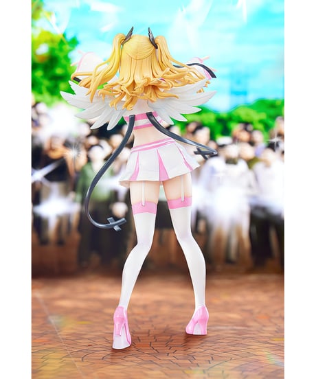 リリエル 半深淵形態（カオスフォーム）　1/7スケール　塗装済み完成品　TVアニメ「2.5次元の誘惑」　[ＫＡＤＯＫＡＷＡ]