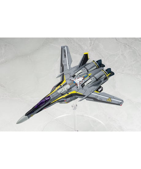 V.F.G. MC-18 マクロスF VF-25S スーパーメサイア　プラモデルキット　［アオシマ］
