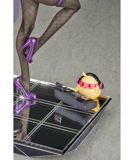 アズールレーン キアサージ オールナイト・チャージVer.　1/7スケールフィギュア　PVC＆ABS製塗装済み完成品