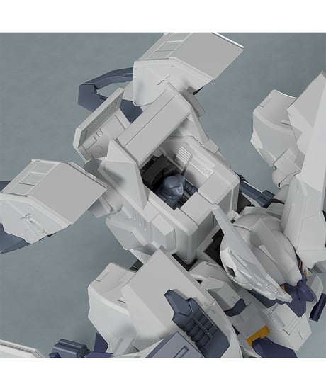 ティタノマキア　MODEROID SIDE：GR エーデルシュタインⅡ(ツヴァイ)　1/48スケール　組み立て式プラモデル　［グッドスマイルカンパニー］
