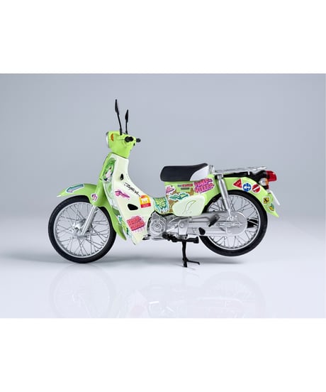 【予約】プラスチックキット「1/12 ホンダ スーパーカブ(ずんだもんEdition)」　東北ずん子・ずんだもんプロジェクト　1/12 NEXT　[PLUM]