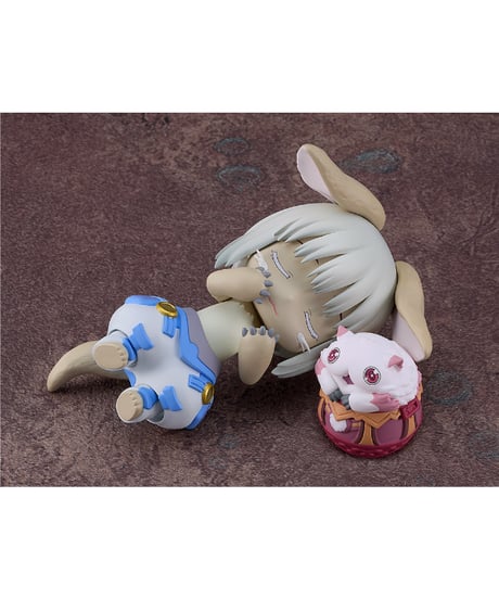 メイドインアビス 烈日の黄金郷　ねんどろいど ナナチ 新衣装Ver.　塗装済み可動フィギュア