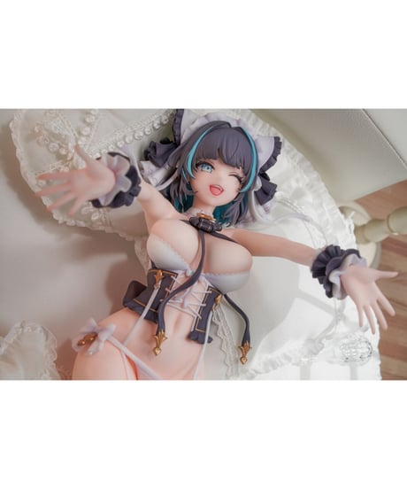 アズールレーン チェシャー 抱き枕カバーイラストVer. 1/6 完成品フィギュア