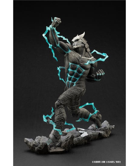 ARTFX J 怪獣８号　PVC塗装済み完成品