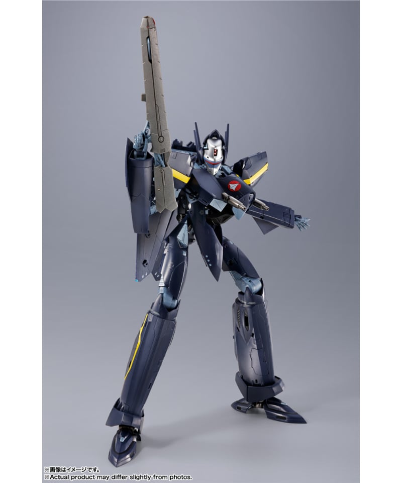 DX超合金 VF-17S ナイトメアステルスバルキリー（ガムリン木崎機