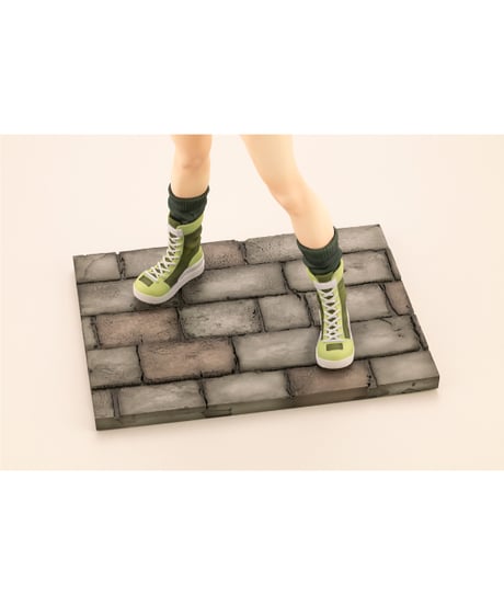 SNK美少女 レオナ・ハイデルン —THE KING OF FIGHTERS ’97—　PVC塗装済み完成品