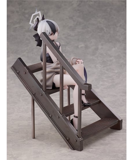 【予約】カヨコ(ドレス) メモリアルロビーVer.　1/7スケール　塗装済み完成品　ブルーアーカイブ -Blue Archive-　[Solarain]