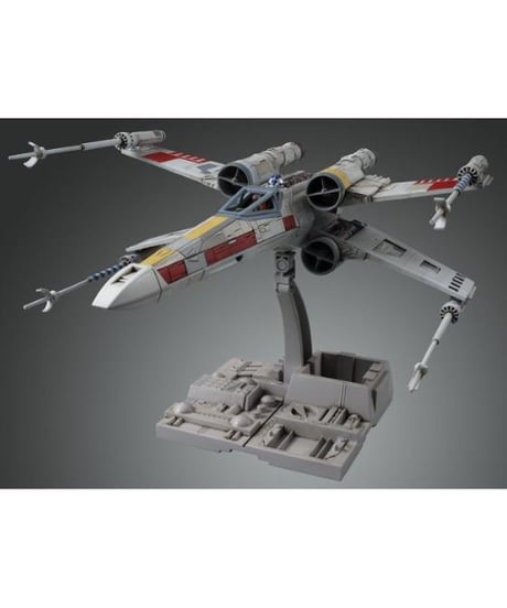 【送料無料】1/72 Xウィング・スターファイター　スター・ウォーズ　エピソード４　プラモデル