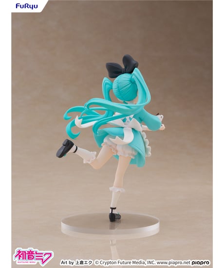 【予約】デスクトップフェアリー 初音ミク 不思議の国ver.　プラスチック製 塗装済み完成品　［フリュー］