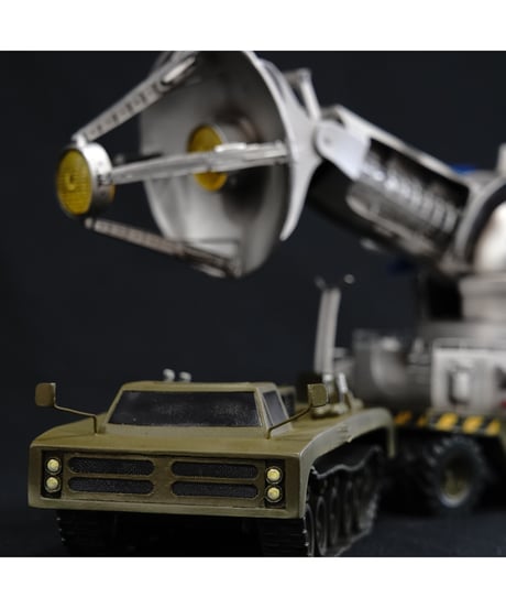 メーサー殺獣光線砲車　１／３５　ソフビキット復刻版
