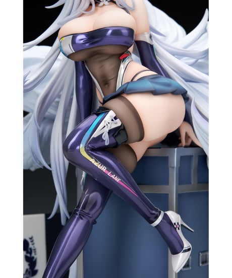 【予約】アズールレーン 信濃 寝待の銀輿Ver.  LEDアクリル展示ケース付きスペシャル版　1/7スケール　塗装済み完成品　［APEX-TOYS］