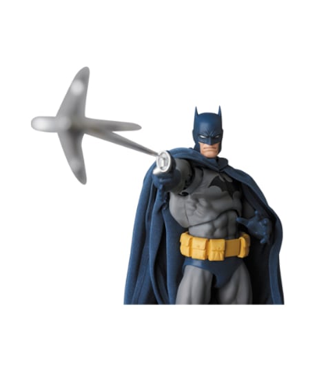 【予約】【送料無料】マフェックス No.105 MAFEX BATMAN "HUSH"　［メディコム・トイ］
