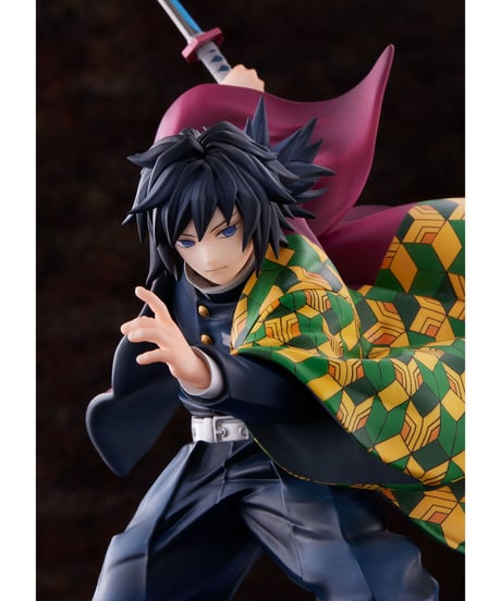 冨岡義勇　1/8スケール　PVC製塗装済み完成品　フィギュア【鬼滅の刃】