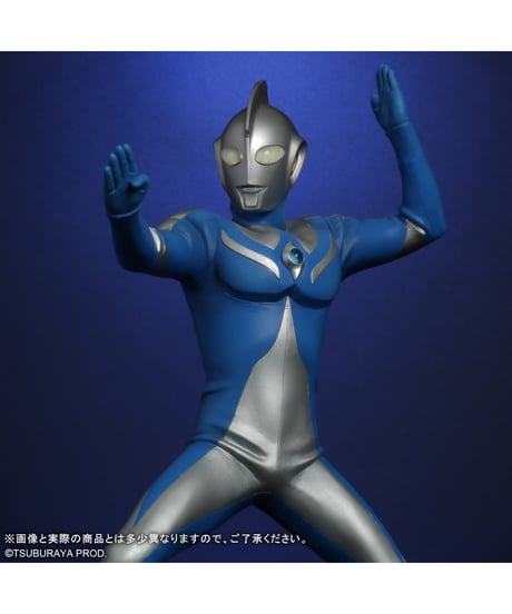 大怪獣シリーズ ULTRA NEW GENERATION ウルトラマンコスモス ルナモード　［プレックス］