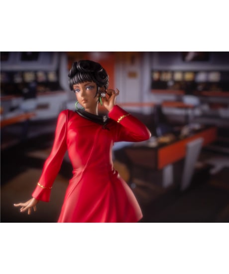 スター・トレック美少女 オペレーションオフィサー（ウフーラ）　PVC塗装済み完成品