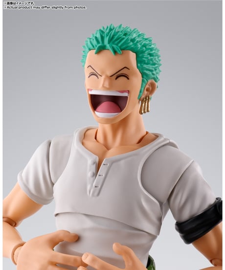 【送料無料】ワンピース S.H.Figuarts  ロロノア・ゾロ -冒険の夜明け-　［バンダイ］