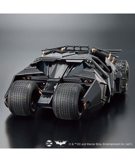 1/35 SCALE バットモービル（バットマン ビギンズVer.）　プラモデル　［バンダイ］