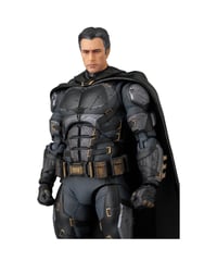 【予約】マフェックス No.272 MAFEX BATMAN TACTICAL SUIT （ZACK SNYDER'S JUSTICE LEAGUE Ver.）　［メディコム・トイ］