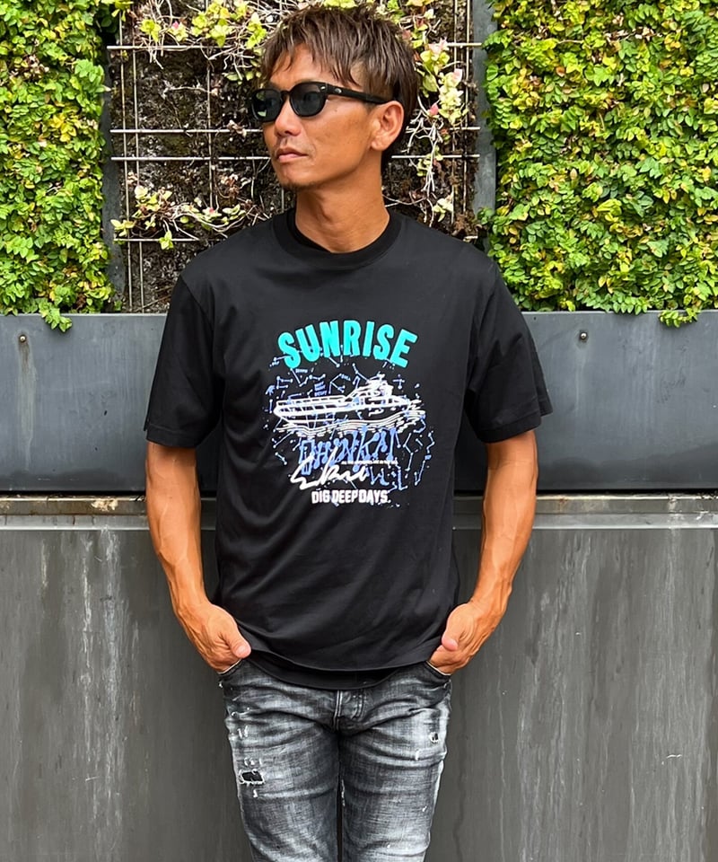 ラスト一点新品 A24 ミッドサマー5周年Tシャツ darkest shadow 
