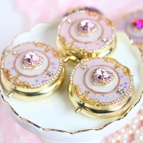 ラメあり　PINK コンパクトケース