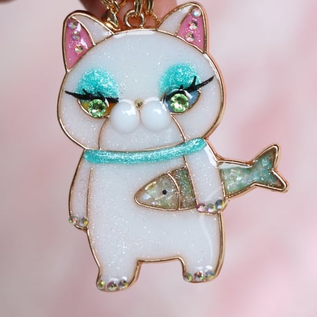 オシャレお猫さんキーホルダー