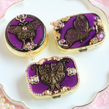 丸型蝶のコンパクトケース