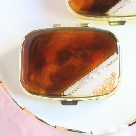 べっこう風　コンパクトケース