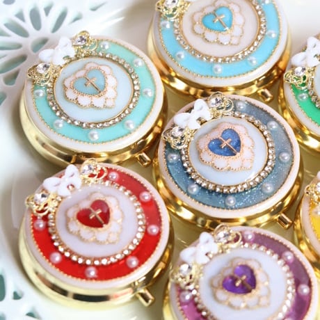 ミントグリーン　クロスハート♡コンパクトケース