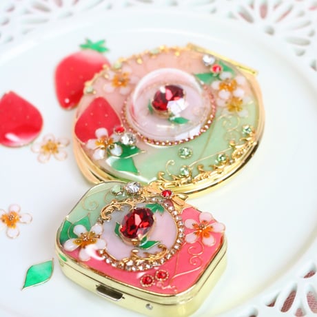 いちご🍓コンパクトミラー
